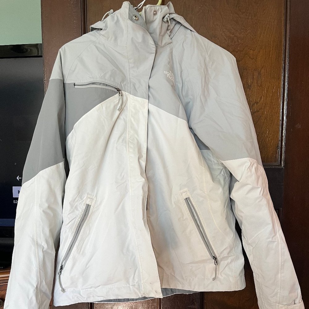 White and Gray North Face Winter Ski Coat with Removable Jacket Liner